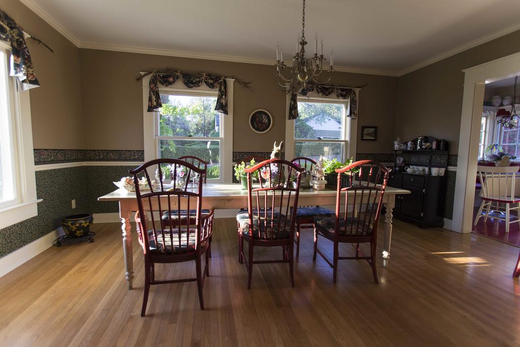 The White House Bed And Breakfast Medford Extérieur photo